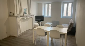 CAZÈRES – A LOUER T3 de 70m². Loyer: 690€