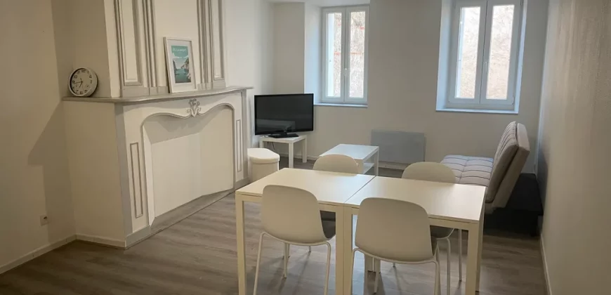 CAZÈRES – A LOUER T3 de 70m². Loyer: 690€