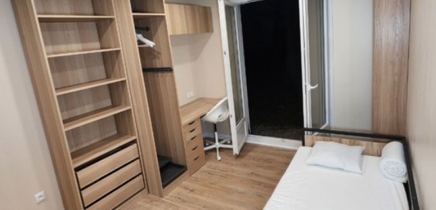 TOULOUSE RANGUEIL- A LOUER Studio Meublée 600€ charges comprises. Avec parking et jardin.