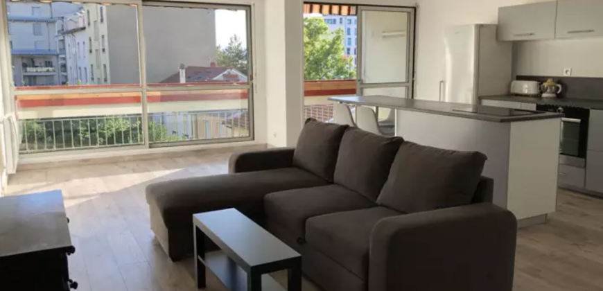 LYON 8ème – T3 79m² 1420€ CC