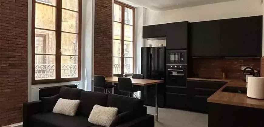 LYON 5E – A LOUER T3 de 50m². Loyer: 1300€