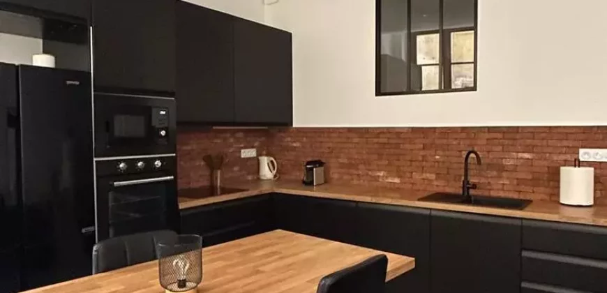 LYON 5E – A LOUER T3 de 50m². Loyer: 1300€