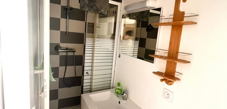 Appartement – Studio – BORDEAUX – 700