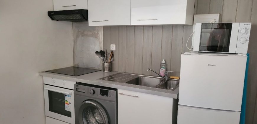 REVEL – A LOUER 4 Pièces. Loyer: 580€ cc