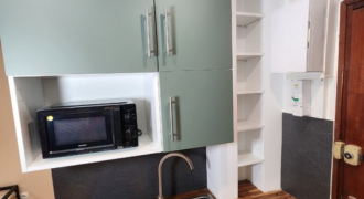 TOULOUSE RANGUEIL- A LOUER Studio Meublée 600€ charges comprises. Avec parking et jardin.