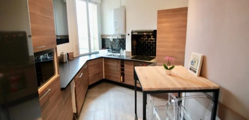 Appartement – T2 bis – BORDEAUX – 1590€ cc