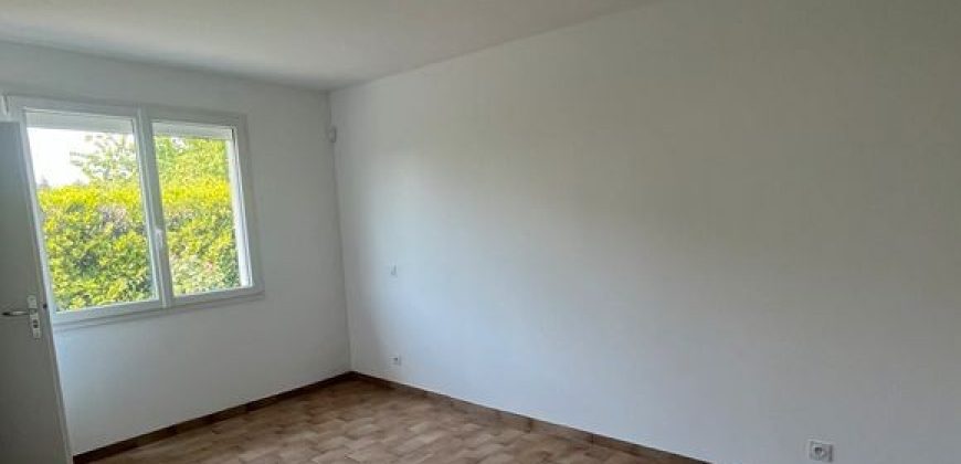 NEUVILLE-SUR-SAÔNE – A LOUER T4 1500€