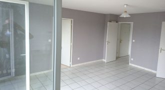 VILLEFRANCHE-SUR-SAÔNE – A LOUER 3 pièces de 55m². Loyer: 690€