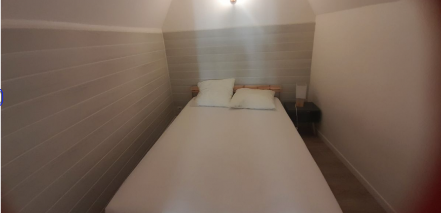 LA CIOTAT – A LOUER Studio Loyer: 400€ HC