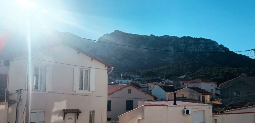 Appartement T2 MARSEILLE 8E ARRONDISSEMENT 890€