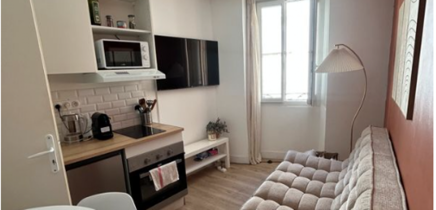 MARSEILLE 1ER T2  1100€ CC
