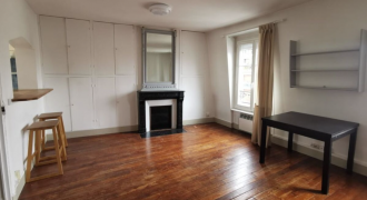Appartement T2 PARIS 15E ARRONDISSEMENT 2000€