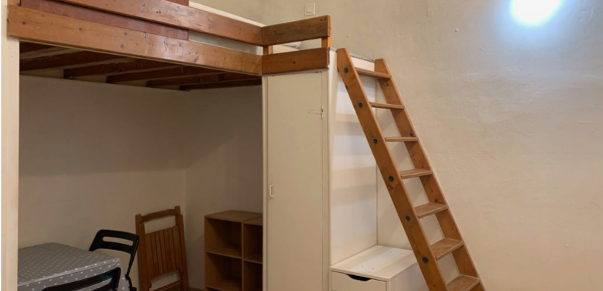 Appartement – Studio – AIX-EN-PROVENCE – LOYER  400€ CC