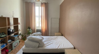 LYON 8 T2 884€ CC