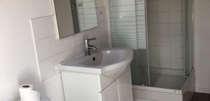A LOUER T3 SUR BORDEAUX MERIADECK LOYER 1040€