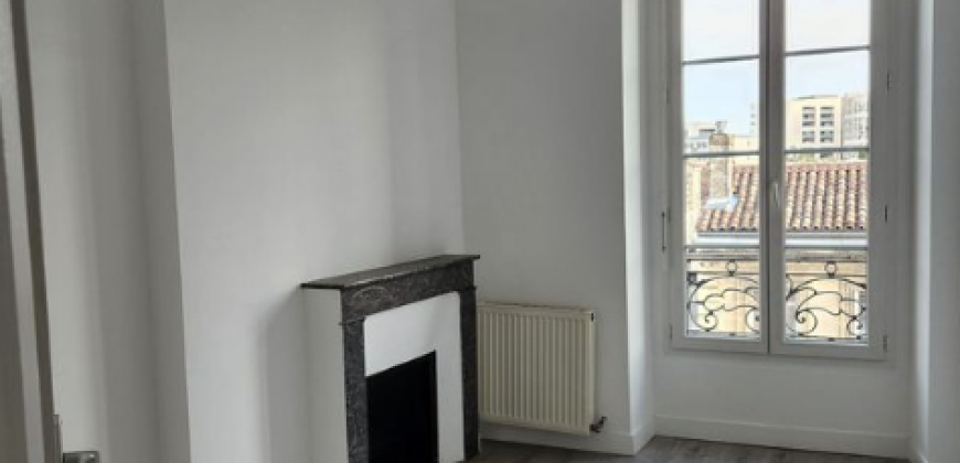 Appartement – T3 – BORDEAUX – 742€ CC
