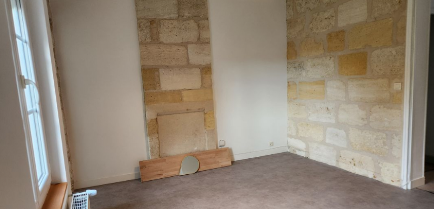 Appartement – T3 – BORDEAUX – 742€ CC