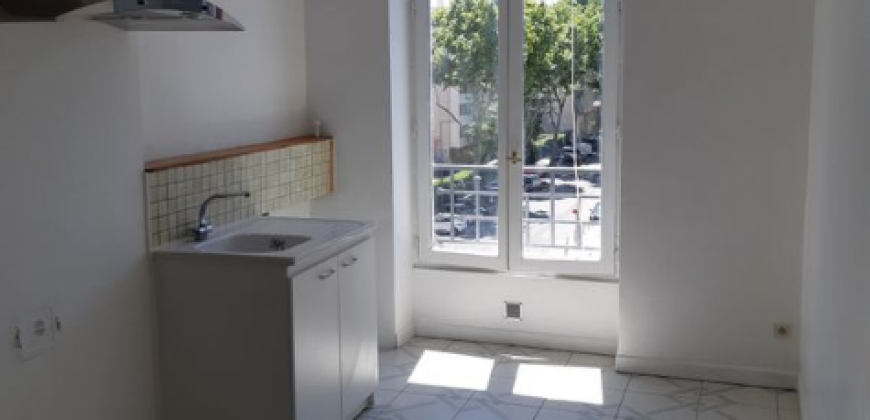 Appartement – T2 – VILLEURBANNE – 745