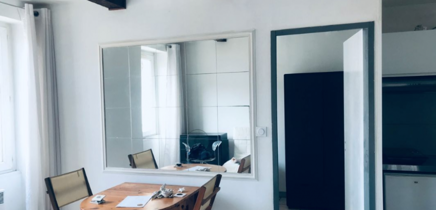 Appartement – T2 – MARSEILLE 1ER ARRONDISSEMENT – 720€ CC