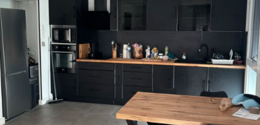Appartement – T3 – BÈGLES – 1450