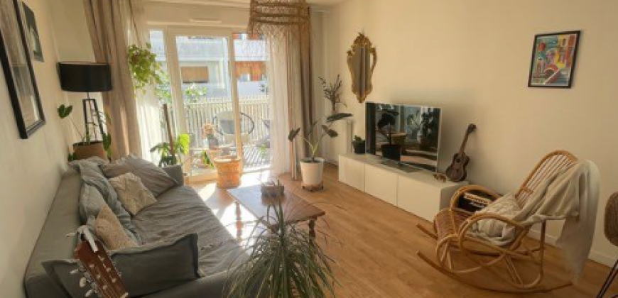 MÉRIGNAC – A LOUER T3 de 70m². Loyer: 1100€