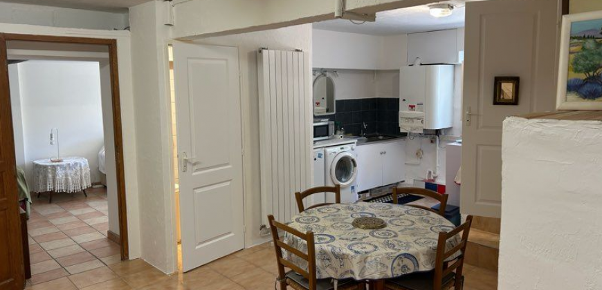 MARSEILLE – A LOUER T2 de 70m². Loyer: 750€