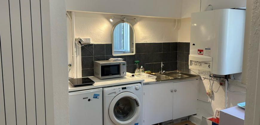 MARSEILLE – A LOUER T2 de 70m². Loyer: 750€