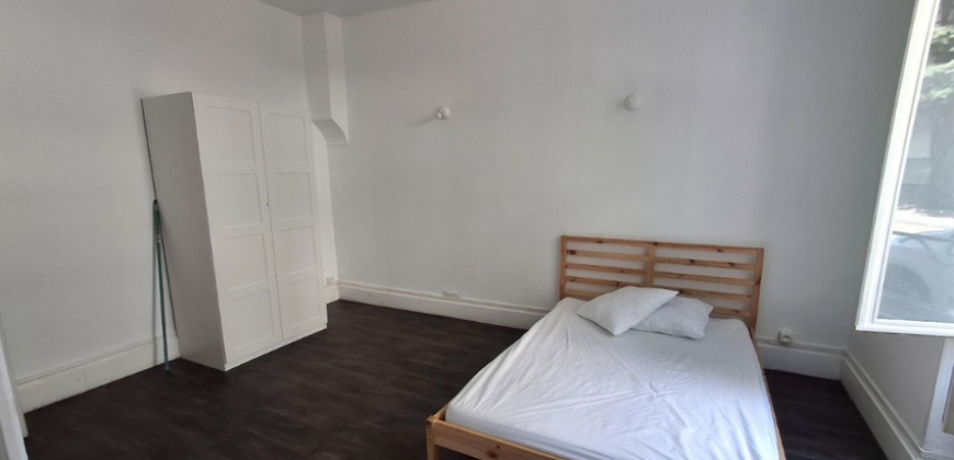 VILLEURBANNE – A LOUER T2 de 32m². Loyer: 550€