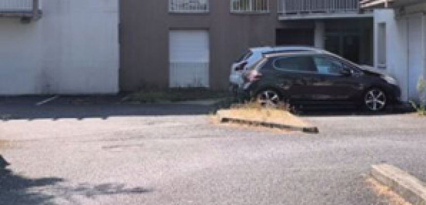 BORDEAUX – A LOUER Studio de 20m². Loyer: 460€