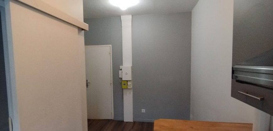 Appartement – Studio – BORDEAUX – 600€ cc