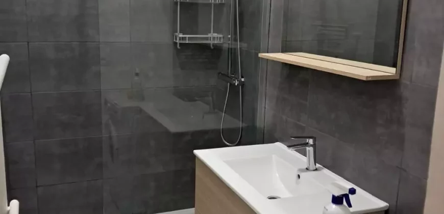 VILLEURBANNE – A LOUER T2 de 45m². Loyer: 800€