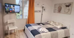 SAINT-SYMPHORIEN-D’OZON – A LOUER Studio de 25m². Loyer: 799€