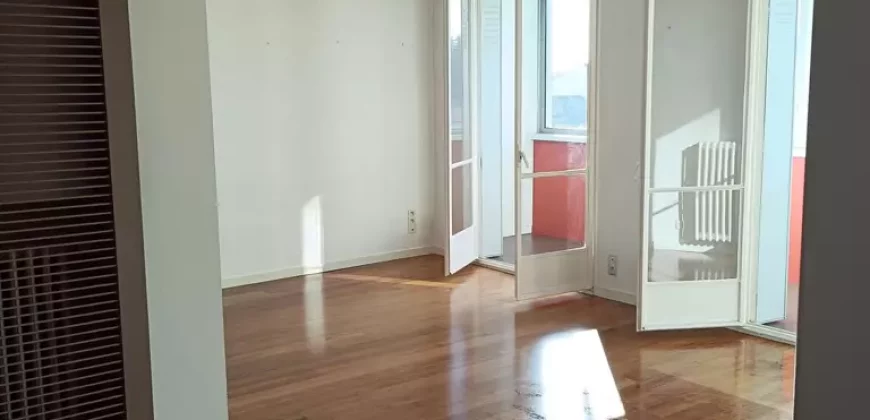 TOULOUSE – SAINT MICHEL  A LOUER T4 de 83m² AVEC LOGGIA  Loyer: 1200€