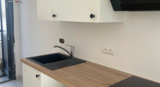 LA CIOTAT – A LOUER Maison T2 Loyer: 600€