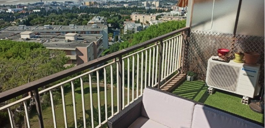 NICE – A LOUER Maison T3 de 55m². Loyer: 1300€