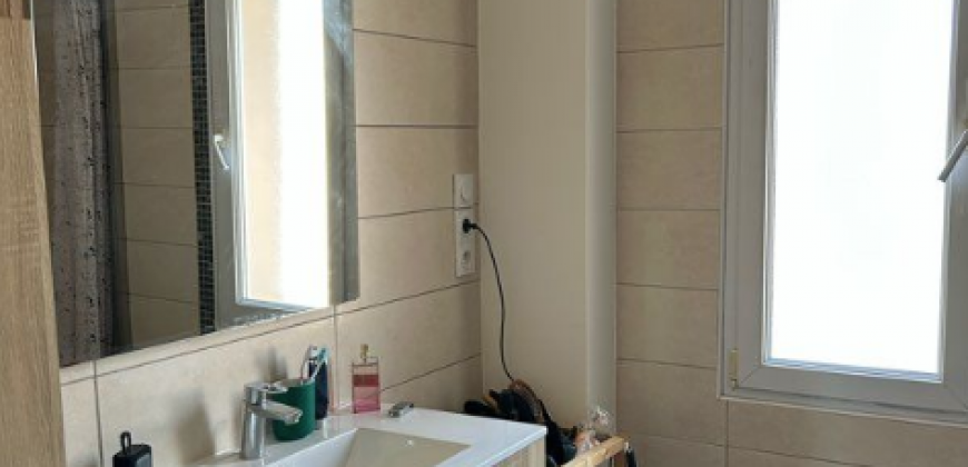 MARTIGUES Quartier Ferrières – A LOUER T3 de 60m². Loyer: 820€