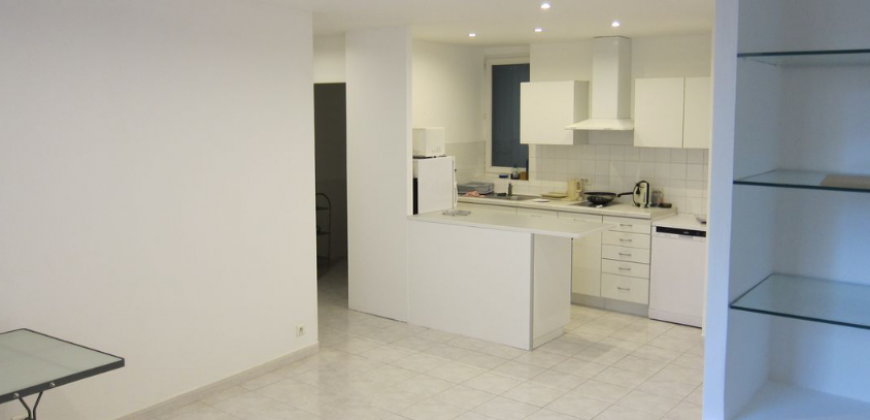 MARSEILLE 6E ARRONDISSEMENT – Quartier Vauban A LOUER T2 de 45m². Loyer: 740€