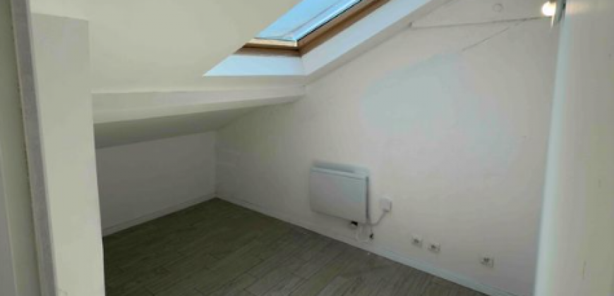 VILLEURBANNE – A LOUER T2 de 34m². Loyer: 530€