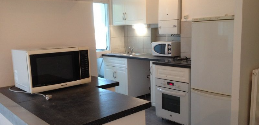 PESSAC – A LOUER T4 de 73m². Loyer: 1050€