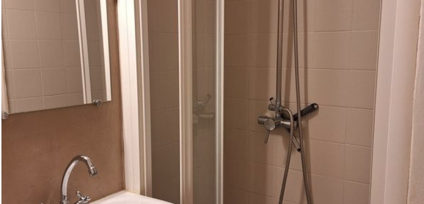 AIX-EN-PROVENCE – A LOUER Studio de 17m². Loyer: 530€