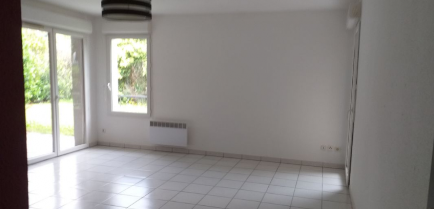 Appartement – T3 – CUGNAUX – 890