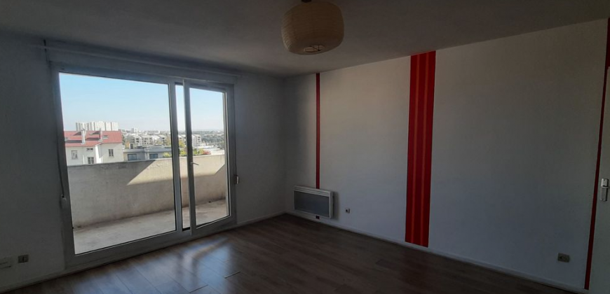 Appartement – T3 – LYON 7E ARRONDISSEMENT – 1150