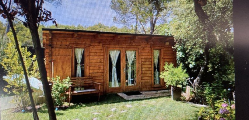 Appartement – Studio – AIX-EN-PROVENCE – 680