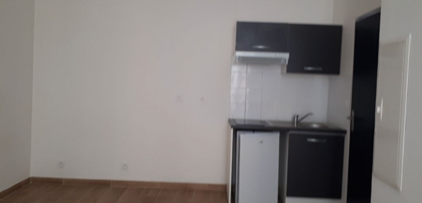 Appartement – Studio – BORDEAUX – 590