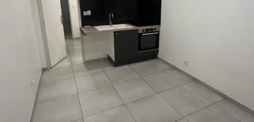 Maison – T2 – MARTIGUES – 750€