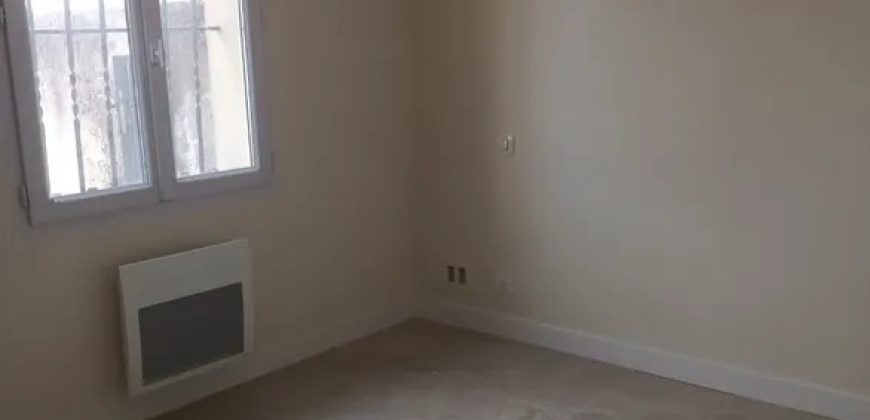 Appartement – Studio – CHÂTEAURENARD – 600