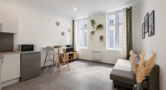 Appartement – T3 – MARSEILLE – 880