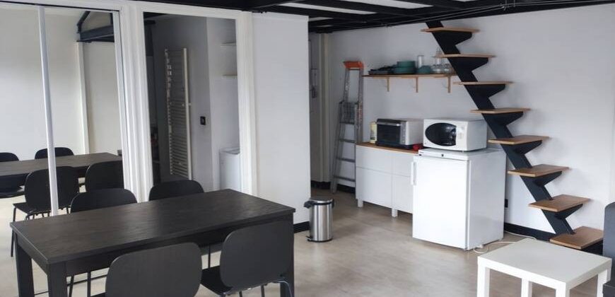 LYON – A LOUER Studio de 32m². Loyer: 750€