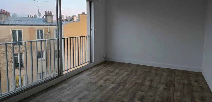 Appartement – T2 – PARIS 18E ARRONDISSEMENT – 935