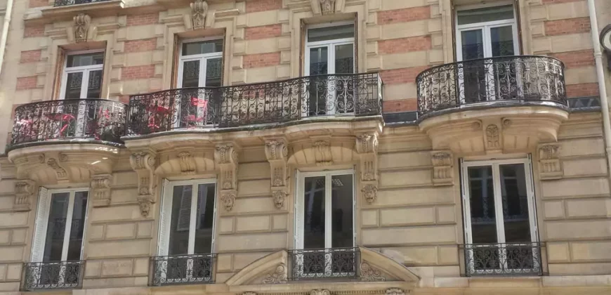 Appartement – Studio – PARIS 8E ARRONDISSEMENT – 690